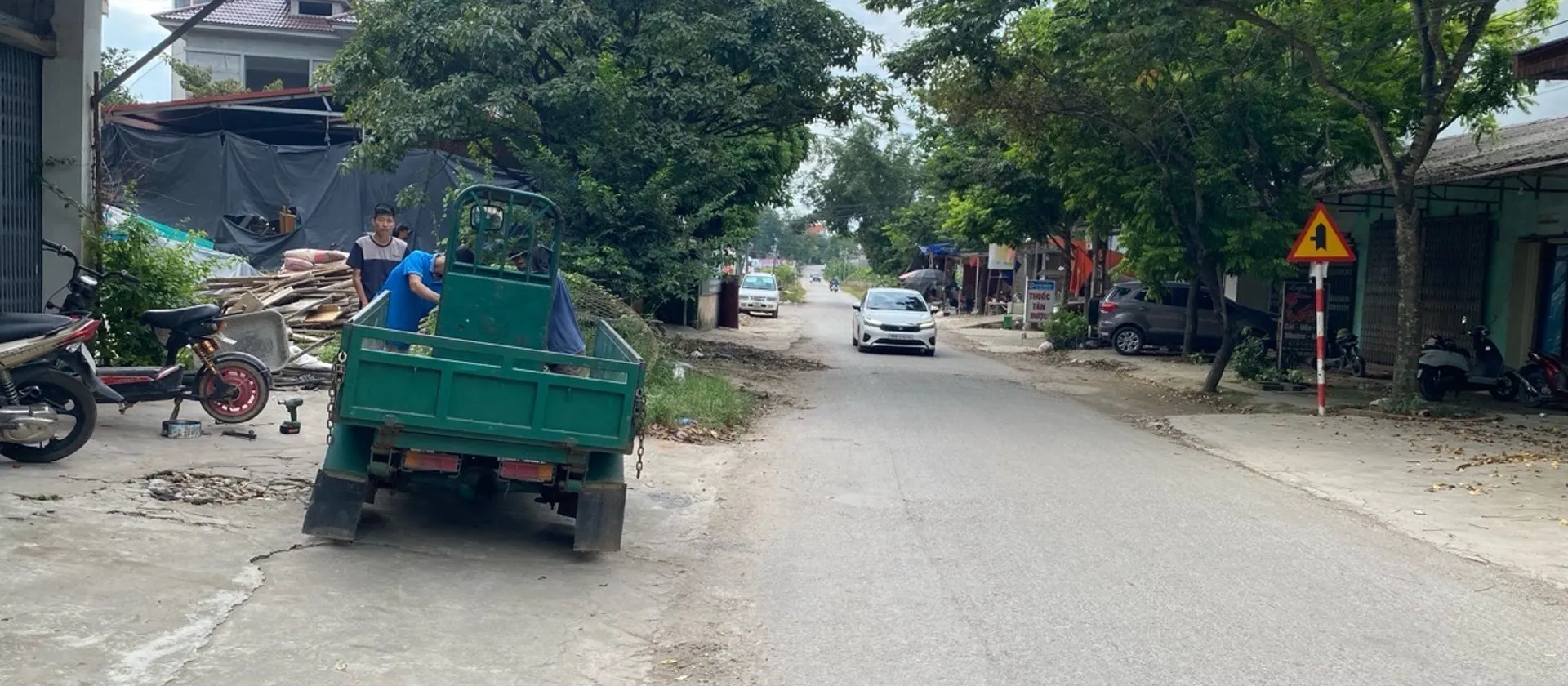 SIÊU DÒNG TIỀN - TT PHƯỜNG BỐ HẠ - TIỆN ÍCH ĐIỆN ĐƯỜNG TRƯỜNG TRẠM ĐỀU TRONG BÁN KÍNH 500M... Bán nhà mặt phố tại Đồng Kỳ, Bắc Ninh 01