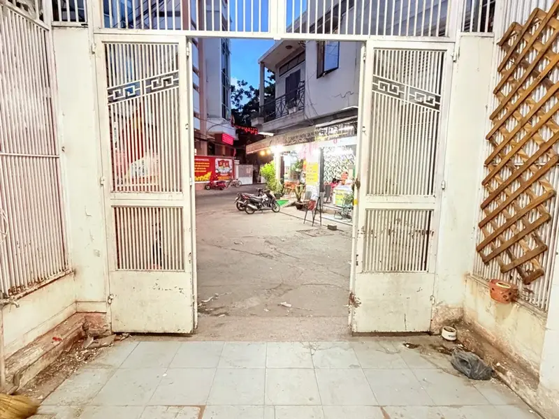 Nhà mặt phố Thành Mỹ giáp Quận 10 - Kinh doanh đỉnh, sầm uất... Bán nhà mặt phố tại Tân Hòa, Hồ Chí Minh 01