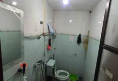 Căn hộ 2 phòng ngủ tại tập thể mặt phố Nguyên Hồng với thiết kế hai mặt thoáng... Bán căn hộ chung cư tại Láng, Hà Nội 03