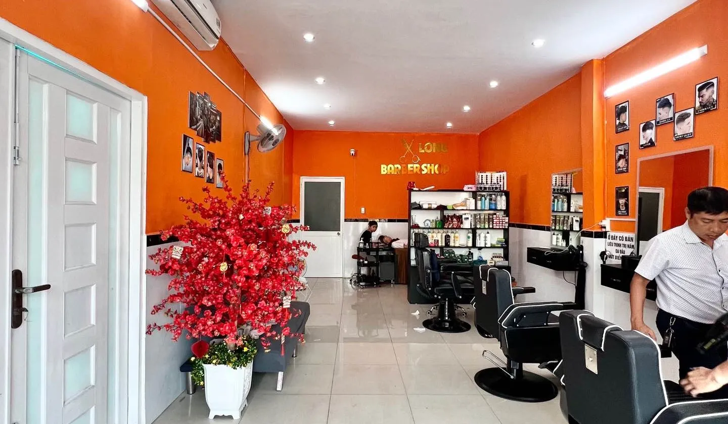 Bán nhà mặt phố 2 tầng tại thị trấn Hóc Môn, mặt tiền 6,2m, thuận tiện kinh doanh... Bán nhà mặt phố tại Hóc Môn, Hồ Chí Minh 01