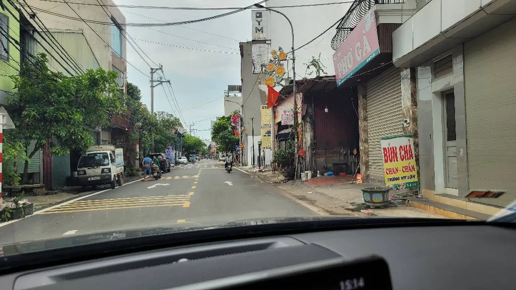Cơ hội hiếm có sở hữu nhà mặt phố rộng 140m2 giá tốt sát Vin Bắc Hồng... Bán nhà mặt phố tại Phúc Thịnh, Hà Nội 01