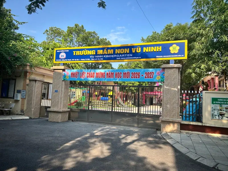 Cơ hội hiếm có sở hữu nhà 2 tầng lô góc tại Xóm Trại gần Hoàng Quốc Việt... Bán nhà riêng tại Vũ Ninh, Bắc Ninh 01