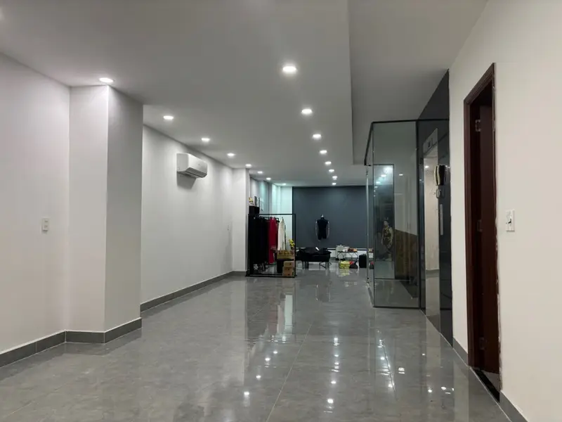 Nhà mặt phố thời thượng, vừa ở vừa cho thuê cực đỉnh... Bán nhà mặt phố tại Tân Sơn Nhất, Hồ Chí Minh 01