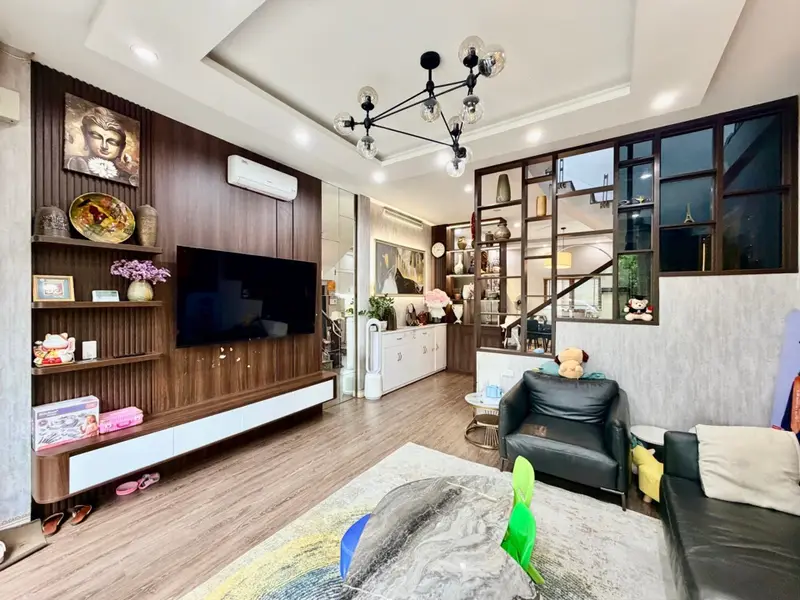 Nhà 4 tầng diện tích 54m2 hướng Tây Bắc tại phường Hà Lầm Quảng Ninh... Bán nhà riêng tại Hà Lầm, Quảng Ninh 01