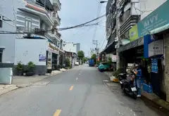 Hẻm như mặt tiền, rộng 12M có lề, kinh doanh buôn bán, làm văn phòng cty, dân trí... Bán nhà riêng tại Trung Mỹ Tây, Hồ Chí Minh 01