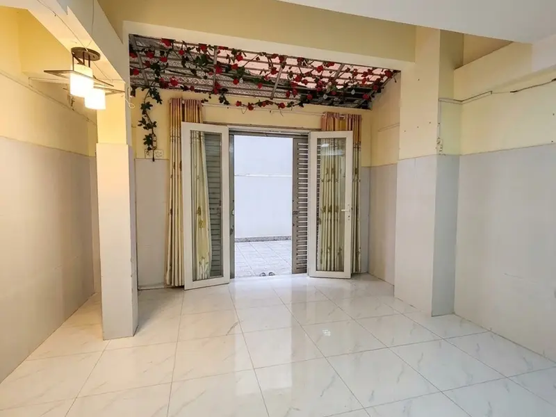 Nhà 4 Tầng Phú Nhuận - Sống Tiện Nghi, Thu Nhập Thêm... Bán nhà riêng tại Phú Nhuận, Hồ Chí Minh 01