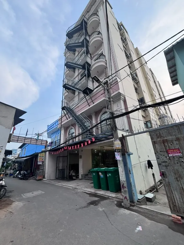 Cơ hội sở hữu đất xây CHDV mặt tiền hẻm thông, vị trí vàng quận 7... Bán owner_side tại Phú Thuận, Hồ Chí Minh 01