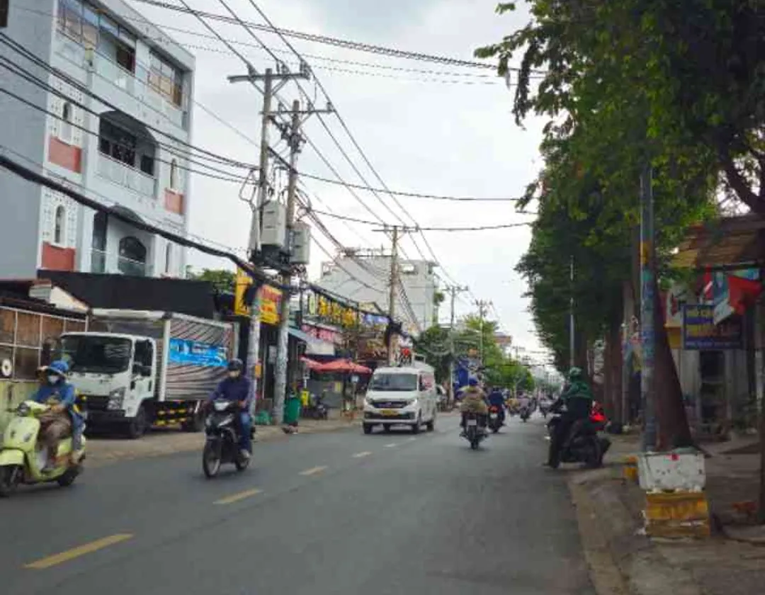 Nhà mặt phố 4 tầng, 6 phòng ngủ, giá 13 tỷ tại Bình Tân... Bán nhà mặt phố tại Bình Trị Đông, Hồ Chí Minh 01