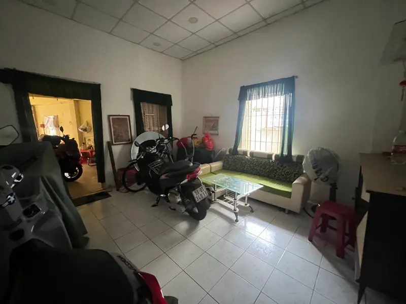 Nhà mặt phố Đức Nhuận, vị trí cực đẹp, giá hời... Bán nhà mặt phố tại Đức Nhuận, Hồ Chí Minh 01