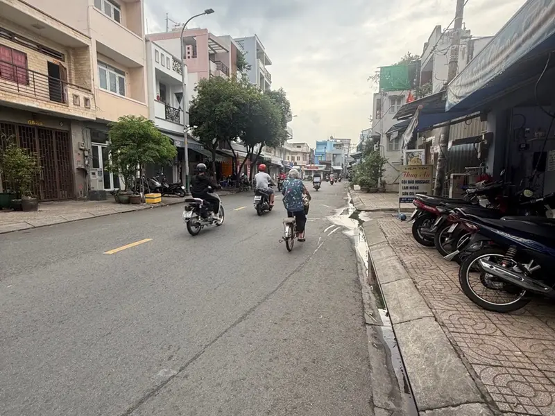 Cơ hội hiếm có sở hữu nhà mặt tiền 3 tầng tại Bình Tiên, quận 6... Bán nhà mặt phố tại Bình Tiên, Hồ Chí Minh 01