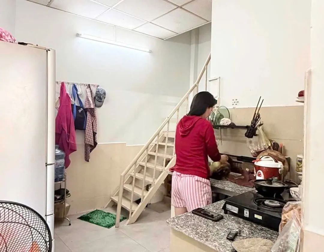 Bán nhà 4 tầng 2 phòng ngủ tại Bình Long, Tân Phú, giá 1.8 tỷ... Bán nhà riêng tại Phú Thọ Hòa, Hồ Chí Minh 01