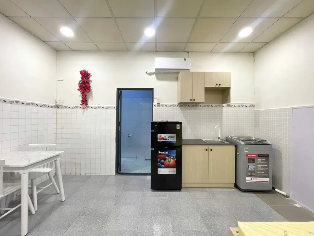 Nhà 2 tầng 5 phòng ngủ tại khu VIP Lam Sơn, Phú Nhuận, thuận tiện đầu tư... Bán nhà riêng tại Đức Nhuận, Hồ Chí Minh 01