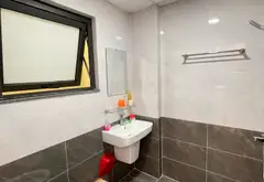 Nhà riêng mặt tiền rộng, vị trí cực đẹp gần cầu Chương Dương, giá tốt đáng sở hữu... Bán nhà riêng tại Bồ Đề, Hà Nội 04
