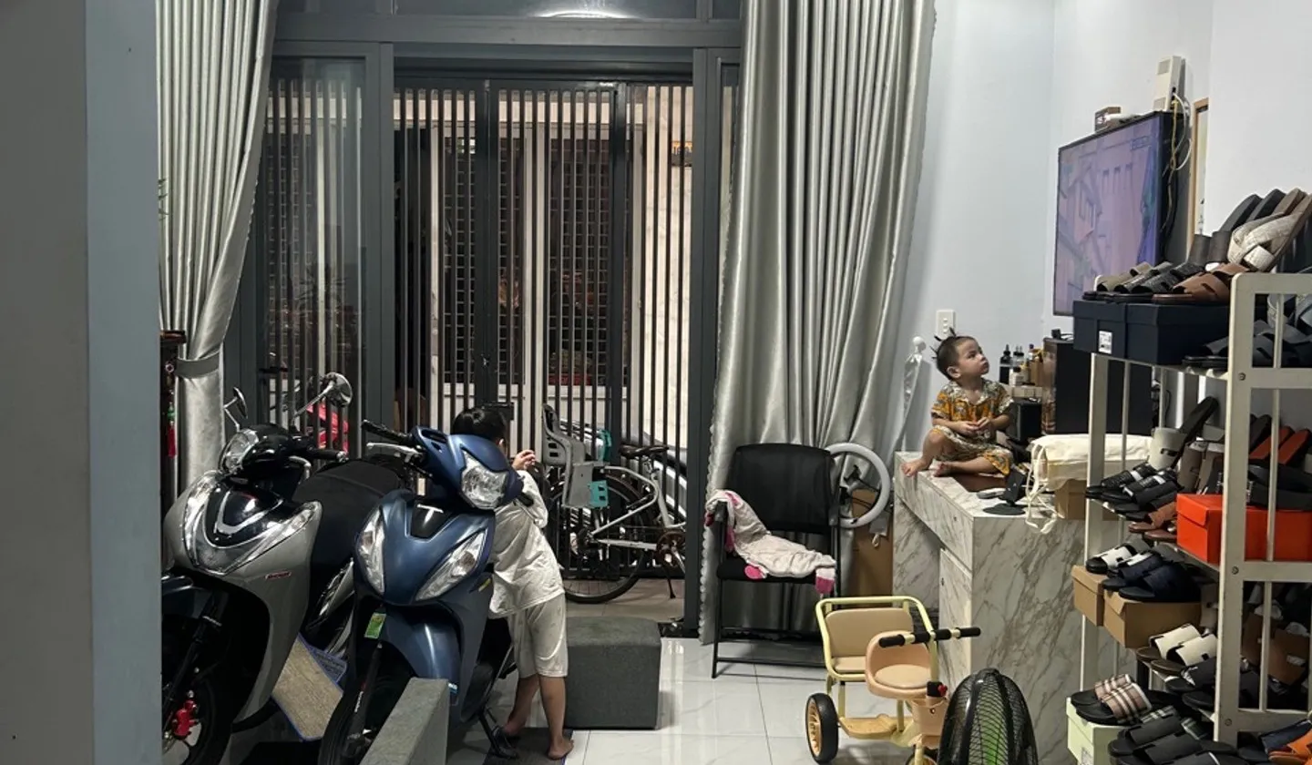 Bán nhà 2 tầng hẻm an ninh khu Tân Phú, diện tích 43m²... Bán nhà riêng tại Tân Sơn Nhì, Hồ Chí Minh 01
