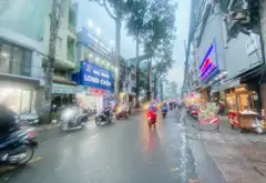 Cơ hội sở hữu nhà mặt phố kinh doanh sầm uất quận 10 với giá tốt giảm sốc... Bán nhà mặt phố tại Diên Hồng, Hồ Chí Minh 02