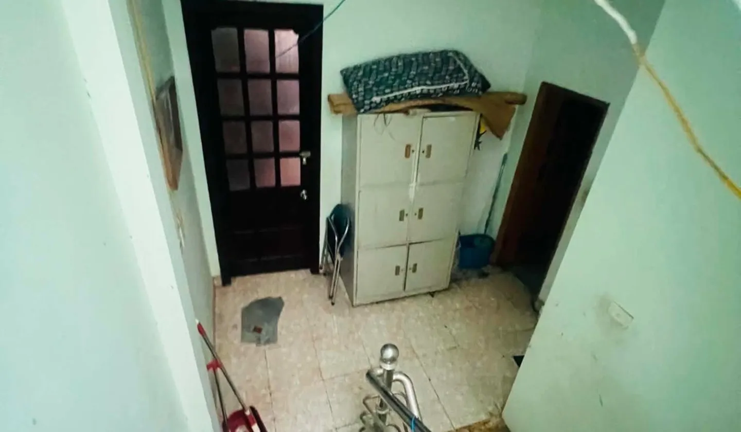 Nhà phân lô dân xây chắc chắn tại Kim Giang, gần trường đại học Thăng Long.... Bán nhà riêng tại Định Công, Hà Nội 01