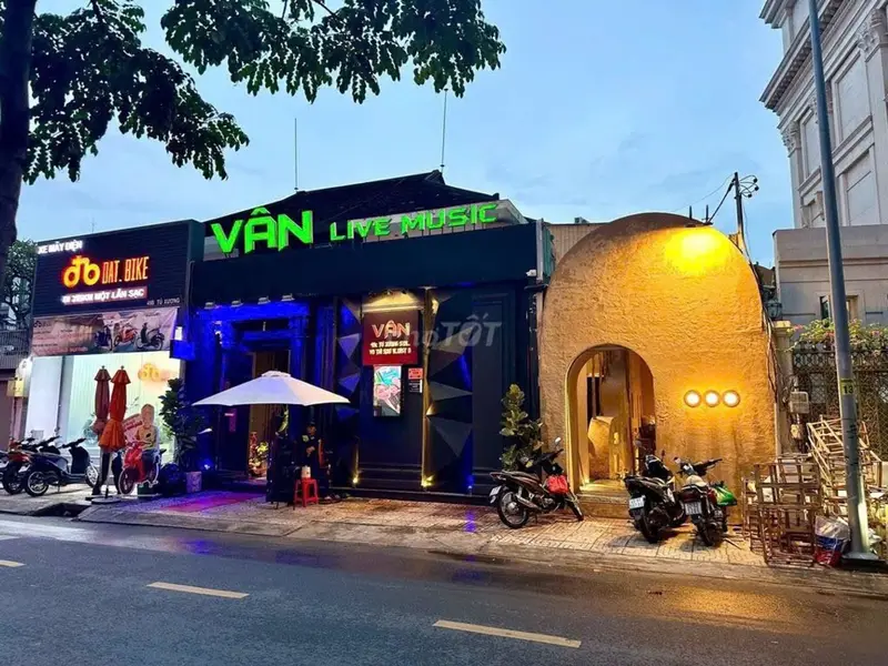 Nhà mặt tiền cho thuê đỉnh tại Quận 3 cũ, giá siêu hấp dẫn... Bán nhà mặt phố tại Xuân Hòa, Hồ Chí Minh 01