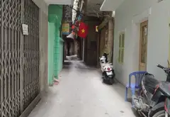 Bán nhà Khâm Thiên, 50m ra phố, 20m 4 tầng ở luôn, sổ đỏ nở hậu... Bán nhà riêng tại Văn Miếu - Quốc Tử Giám, Hà Nội 01
