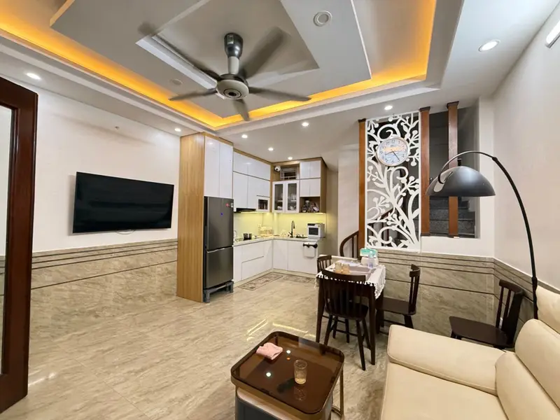 Bán nhà phố Định Công Thượng 5 Tầng 3 Phòng Ngủ. Tặng Full nội thất đẹp long lanh.... Bán nhà riêng tại Định Công, Hà Nội 01