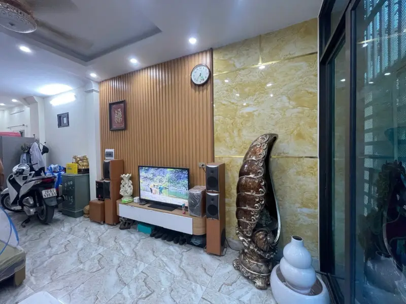 Bán nhà riêng lô góc phường Long Biên, Hà Nội, thuận tiện kinh doanh... Bán nhà riêng tại Long Biên, Hà Nội 01