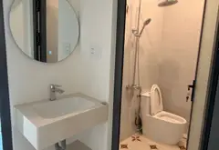 Nhà 2 tầng hiện đại, ban công rộng ở Tân Phú... Bán nhà riêng tại Tân Phú, Hồ Chí Minh 05