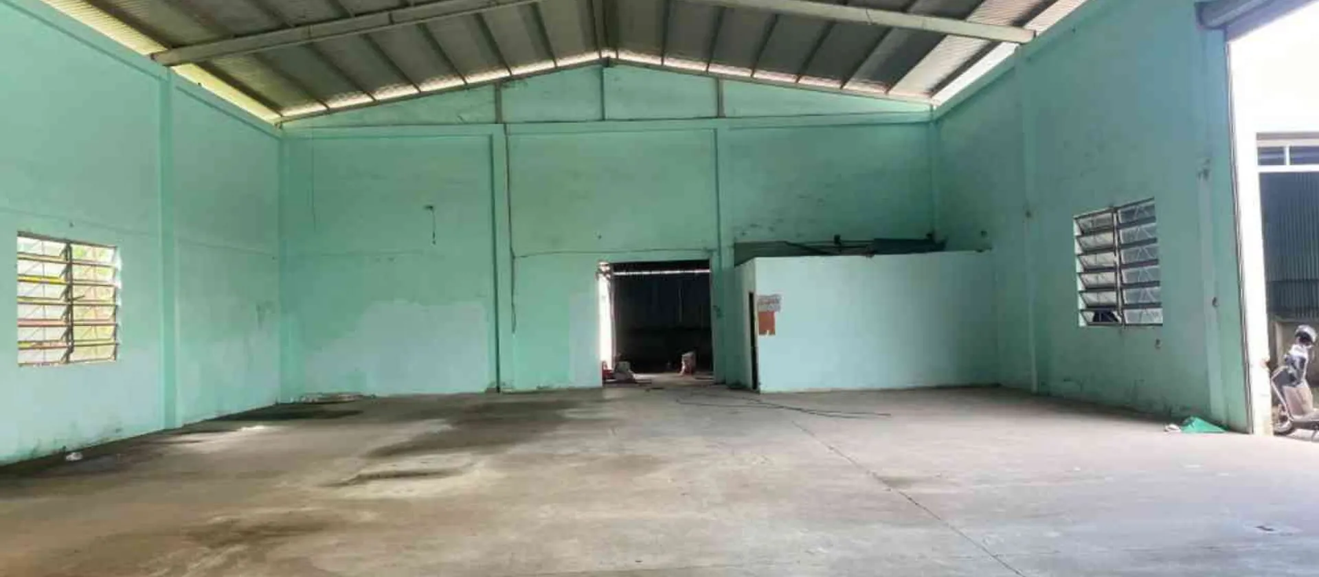 TRẦN VĂN MƯỜI THẲNG 1 TRỤC-1000M2- ĐƯỜNG XE TẢI THÔNG- ĐANG CHO THUÊ DÒNG TIỀN TỐT... Bán kho, nhà xưởng tại Xuân Thới Sơn, Hồ Chí Minh 01