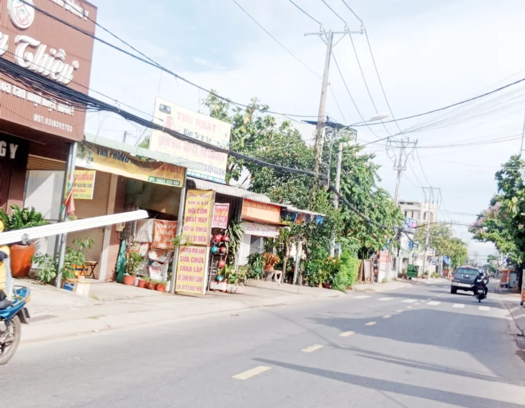 Nhà hiếm mặt tiền Xuân Thới Thượng giá cực hấp dẫn... Bán nhà riêng tại Bà Điểm, Hồ Chí Minh 01