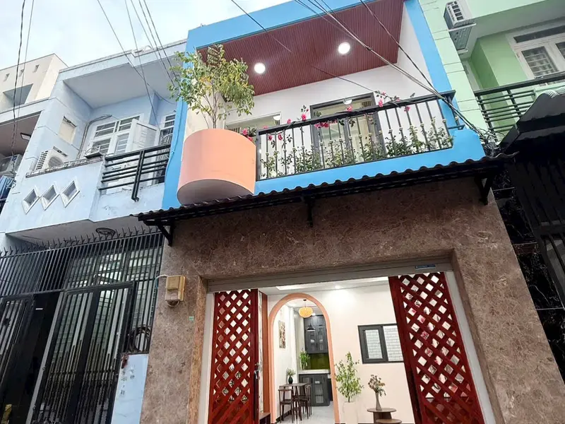 Nhà 2 tầng mới tinh, tiện nghi ngay trung tâm quận Bình Tân- chỉ 4TY... Bán nhà riêng tại Bình Trị Đông, Hồ Chí Minh 01
