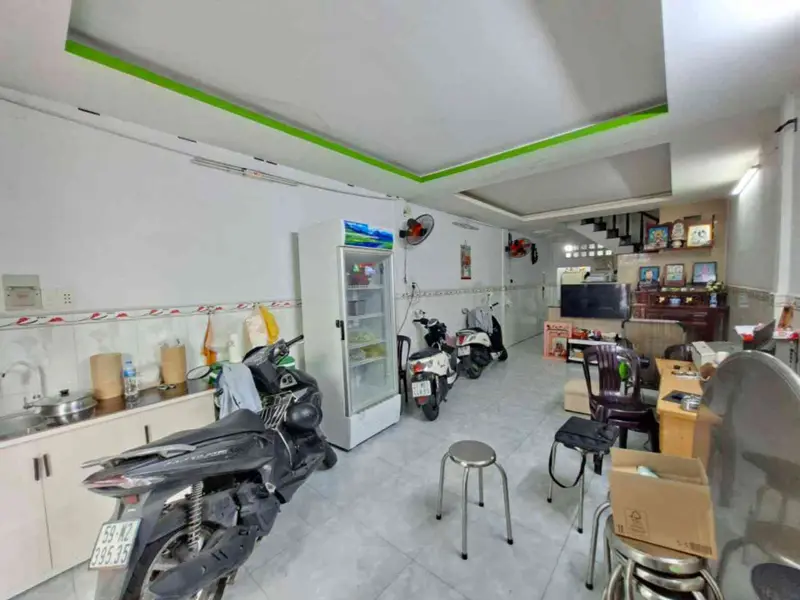 Bán nhà HXH Lạc Long Quân- 58m² - gần THCS Nguyễn Văn Phú - Chỉ nhỉnh 8 tỷ... Bán nhà riêng tại Bình Thới, Hồ Chí Minh 01