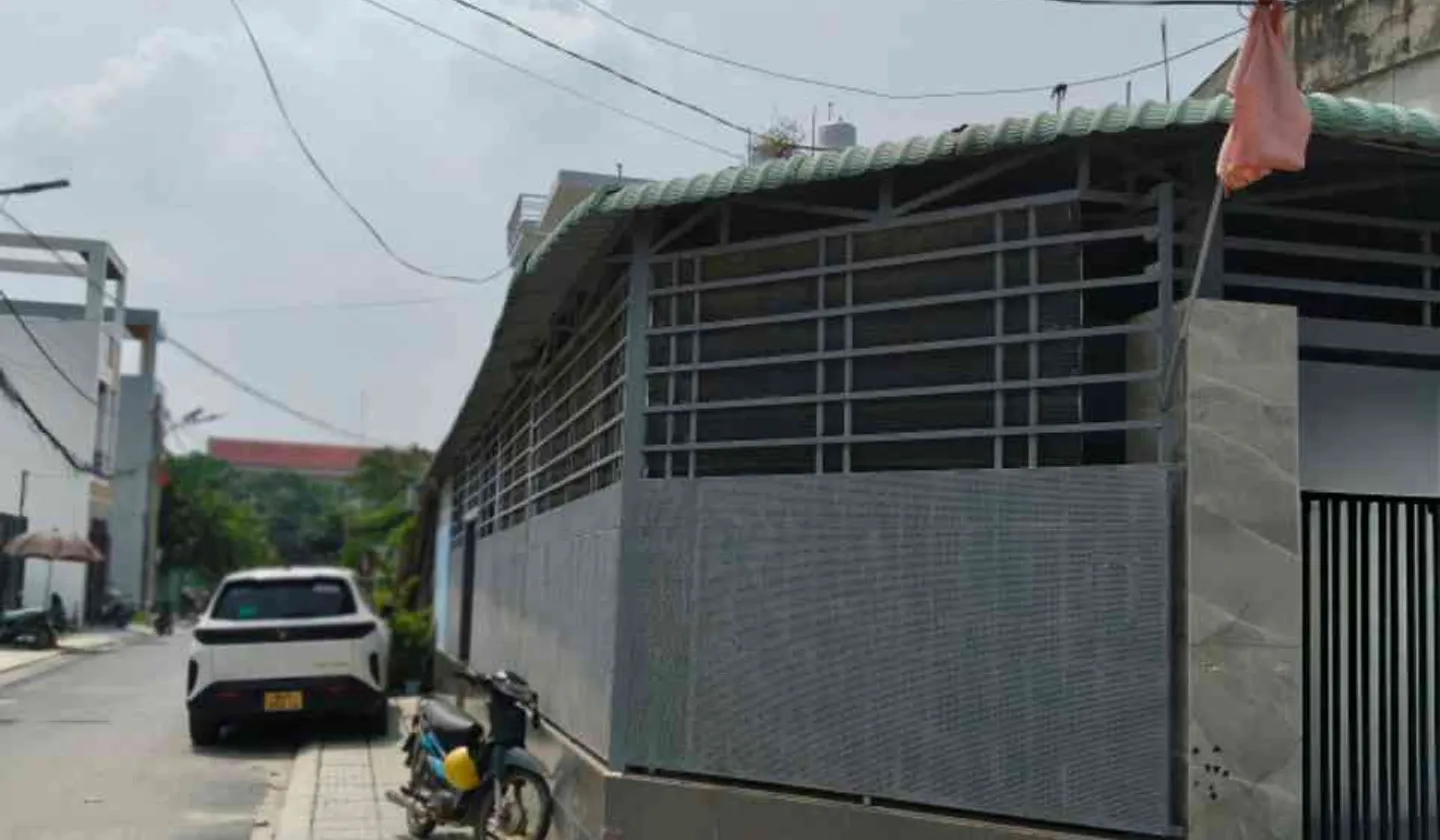 Căn góc 2 mặt tiền rộng thoáng tại Quận 12... Bán nhà riêng tại Thới An, Hồ Chí Minh 01