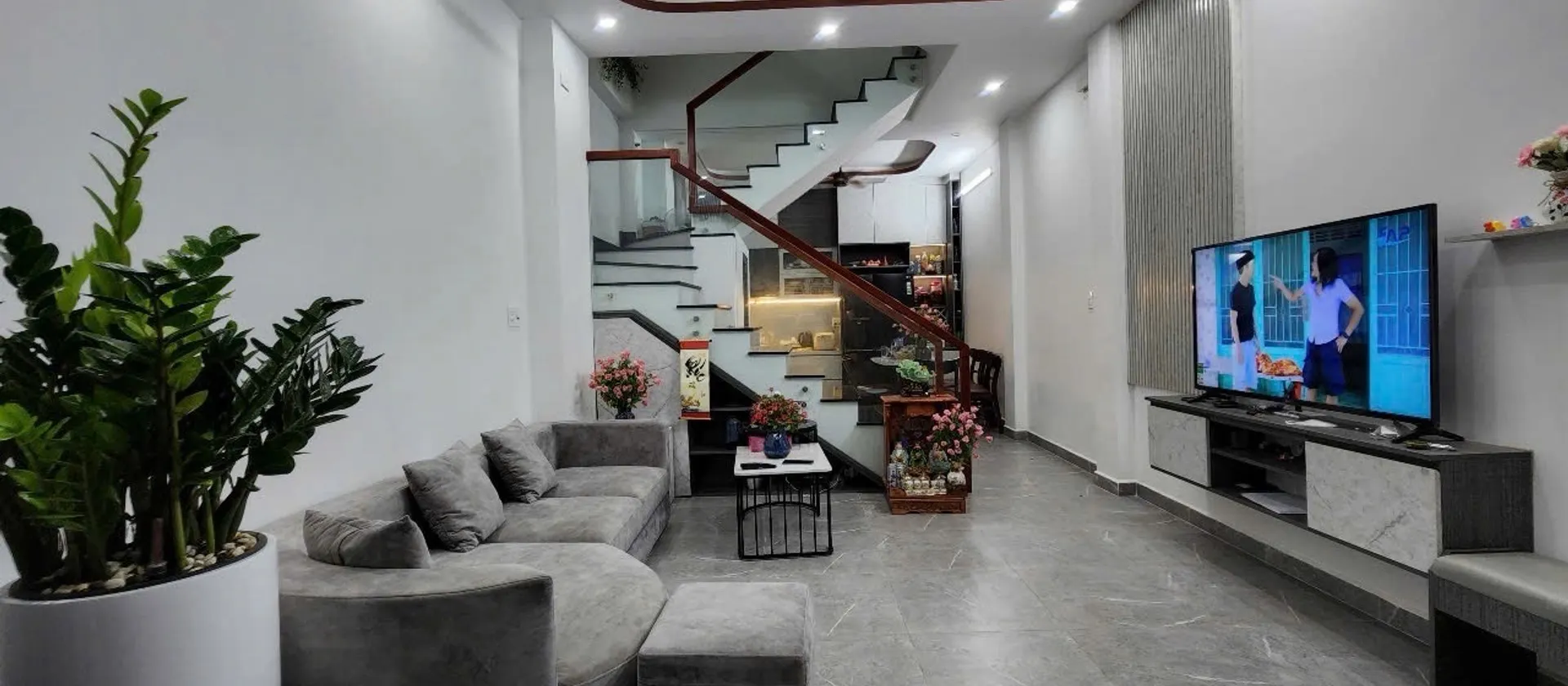 NHÀ 4 TẦNG SÂN THƯỢNG – SÁT MẶT TIỀN DƯƠNG QUẢNG HÀM – ĐỐI DIỆN CITYLAND - 7TY8 TL... Bán nhà riêng tại An Nhơn, Hồ Chí Minh 01