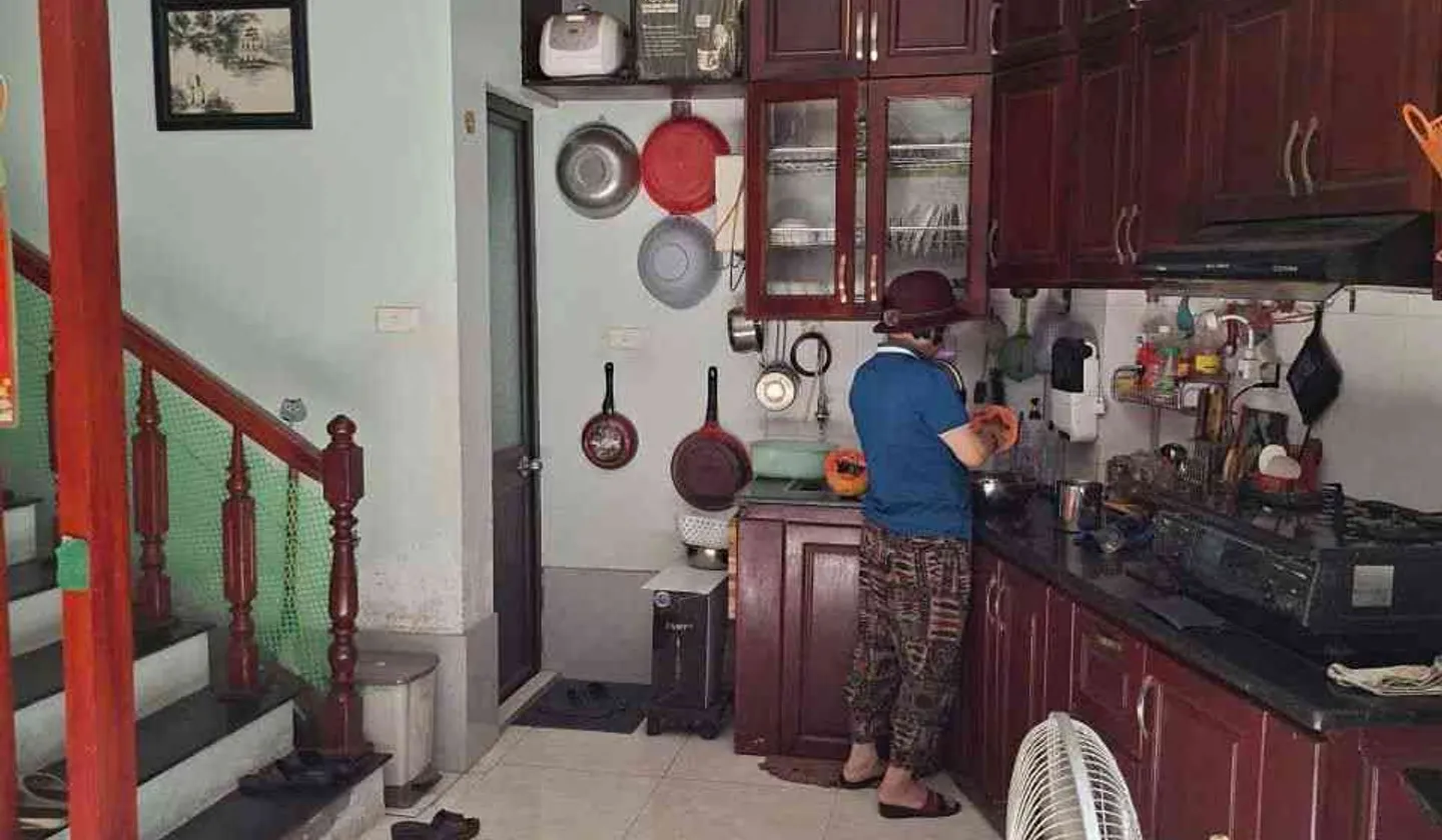 Nhà đẹp ở ngay, ô tô ngủ trong nhà, tặng full nội thất, phố Đàm Quang Trung- Bồ Đê-Hà Nội... Bán nhà riêng tại Long Biên, Hà Nội 01