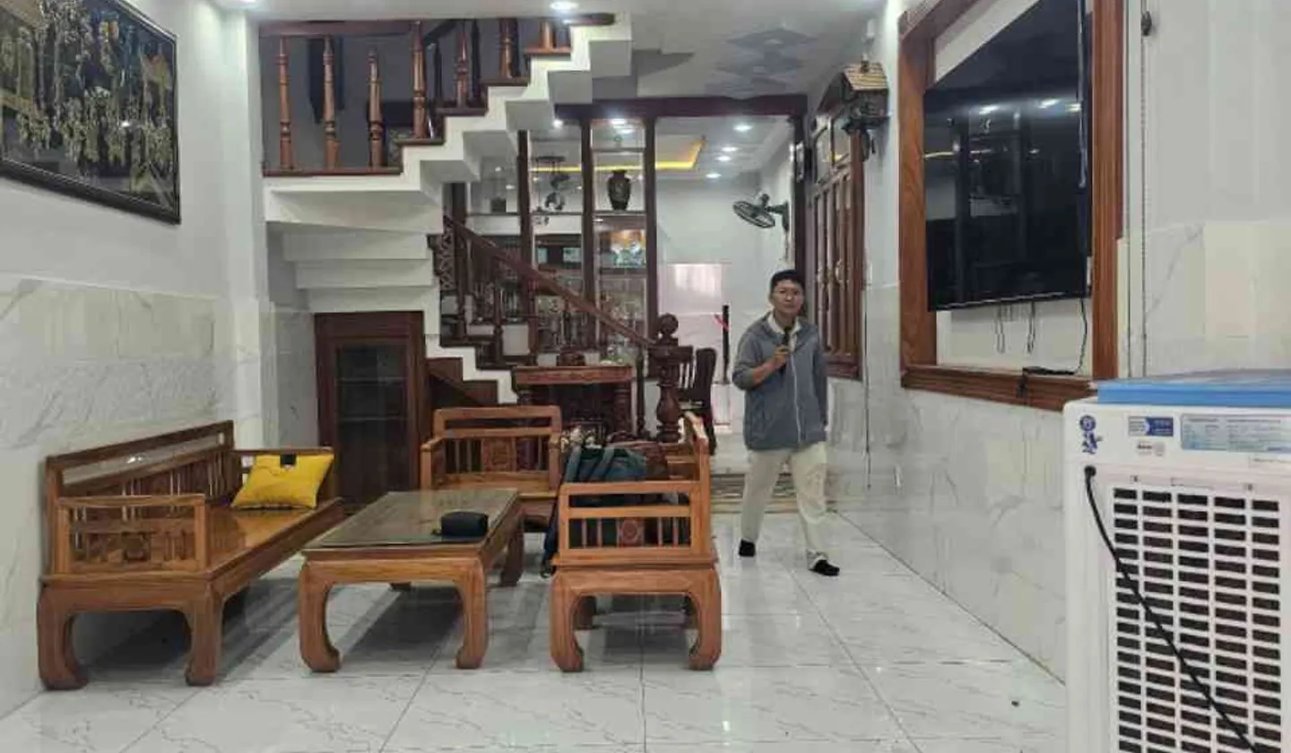 Bán nhà mặt phố 3 tầng 60m² tại khu Tên Lửa, mặt tiền 4m thuận tiện kinh doanh... Bán nhà mặt phố tại An Lạc, Hồ Chí Minh 01