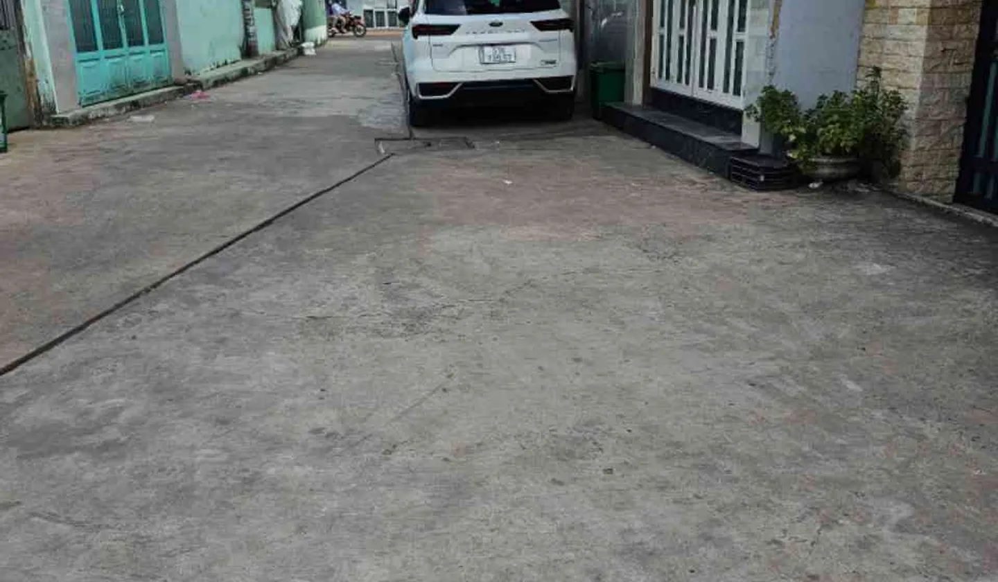 BÁ.N NHÀ ĐẸP TRỤC TỈN.H LỘ 10 - HẺM XE HƠI - BTCT - ( 4X18M ) - NHỈNH 4$... Bán nhà riêng tại Tân Tạo, Hồ Chí Minh 01