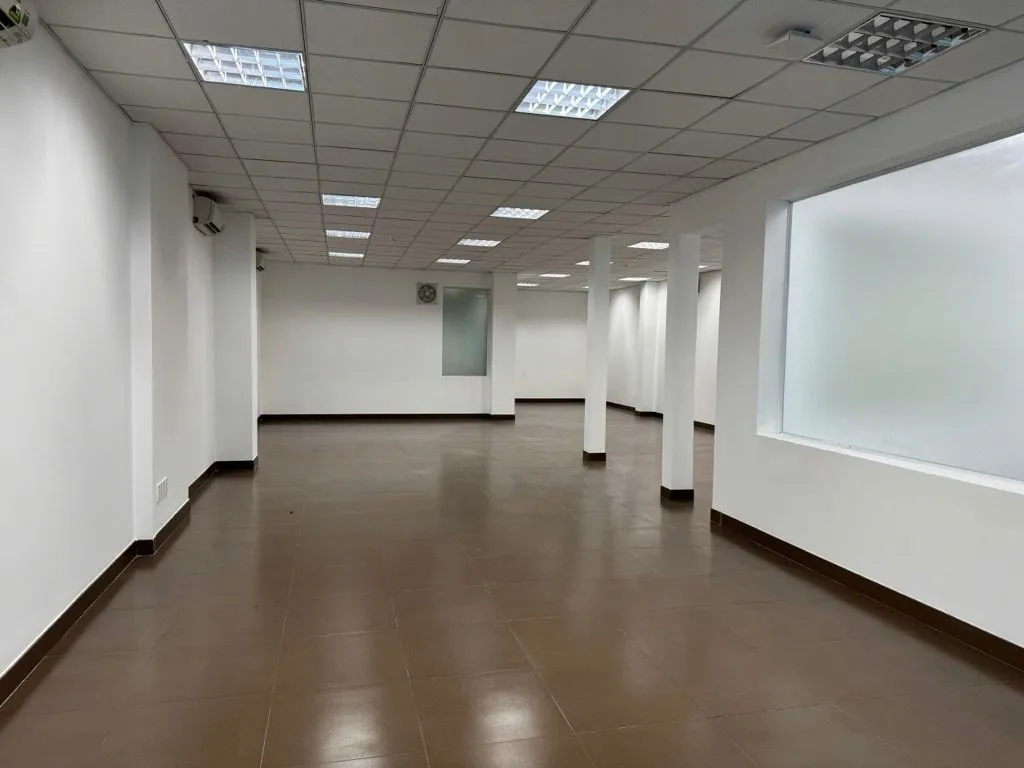 Bán tòa nhà 5 tầng mặt tiền lớn tại Phú Nhuận, diện tích 253m2... Bán nhà mặt phố tại Phú Nhuận, Hồ Chí Minh 01