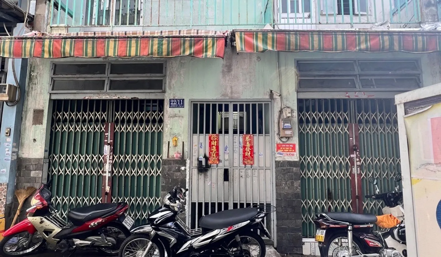 Giá 7.5 TỶ Hẻm XE Tải Gần Ngã Tư 4 Xã 103m, 2 Tầng. Có 6 PT Cho thuê, Thu Nhập ổn định 15tr... Bán nhà riêng tại Bình Hưng Hòa, Hồ Chí Minh 01