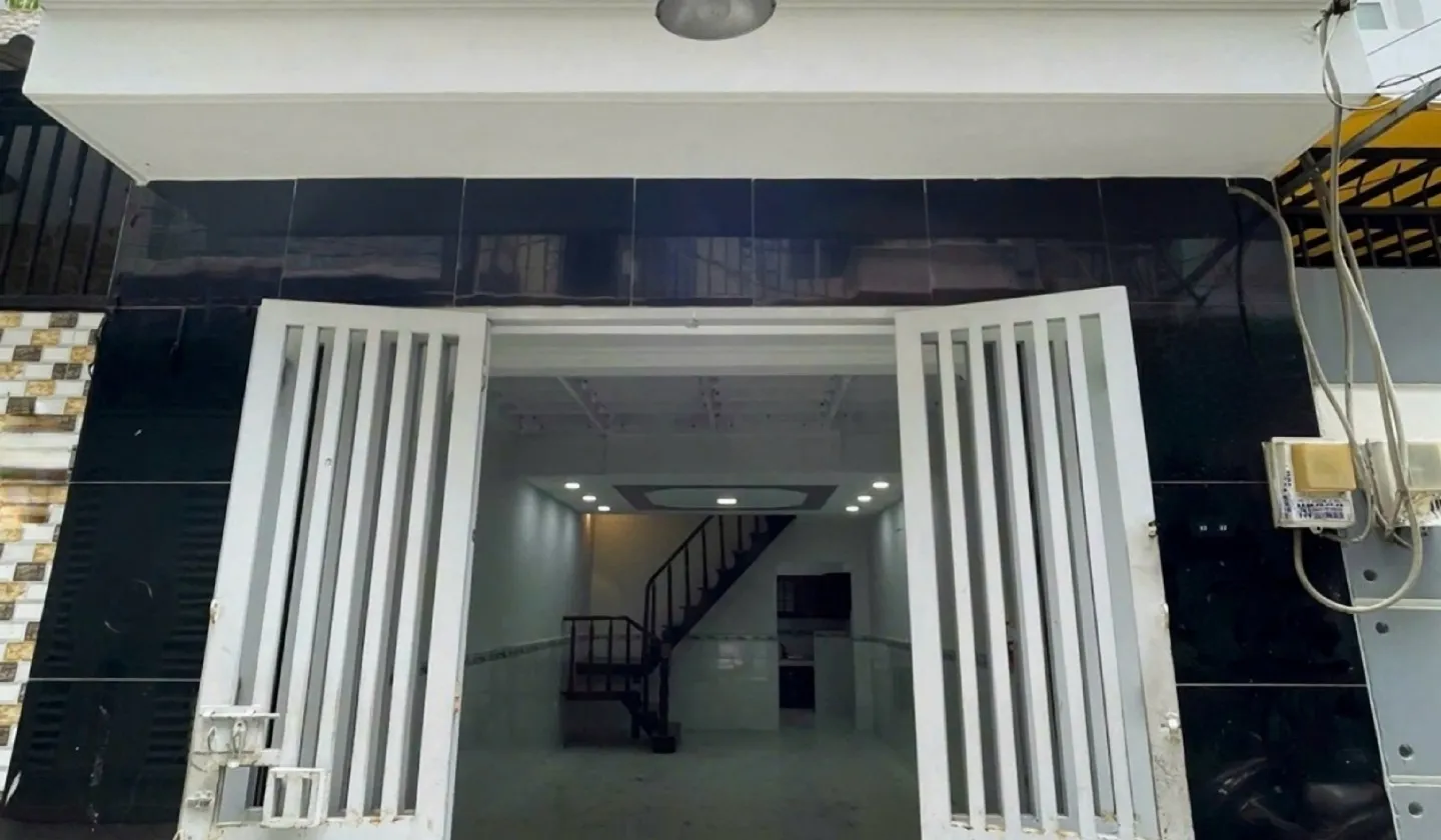 CHỈ 4,7 TỶ THƯƠNG LƯỢNG – NHÀ 2 TẦNG – 49M² – 2 PHÒNG NGỦ – HẺM 3,5M... Bán nhà riêng tại Tân Sơn Nhì, Hồ Chí Minh 01