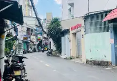 Nhà cấp 4 2 mặt hẻm xe hơi, quỹ đất 82m² tại quận Bình Tân sát eaon Tân Phú... Bán nhà riêng tại Bình Hưng Hòa, Hồ Chí Minh 02