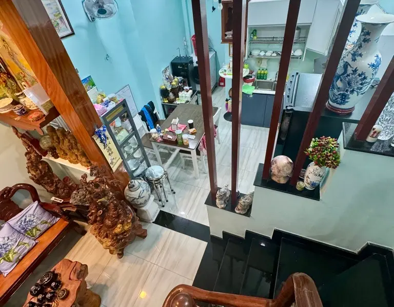 Bán nhà riêng 2 tầng tại Phường 5, Quận Tân Bình - Gần bờ kè Hoàng Sa, thuận tiện di chuyển... Bán nhà riêng tại Tân Sơn Nhất, Hồ Chí Minh 01
