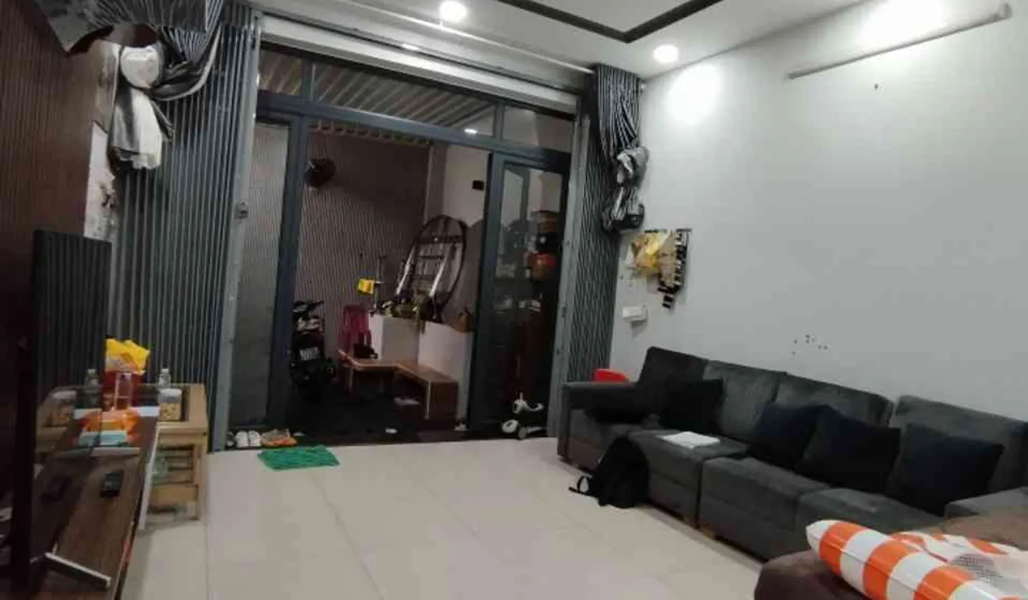 Bán nhà 2 tầng 3PN tại phường Phú Nhuận giá 11 tỷ... Bán nhà riêng tại Phú Nhuận, Hồ Chí Minh 01
