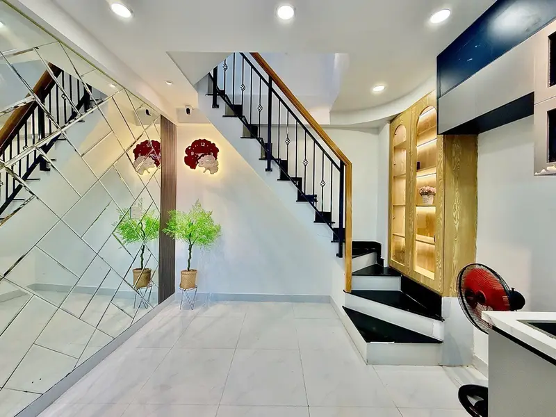 Bán nhà riêng 5 tầng tại phường Bình Thạnh, Hồ Chí Minh, diện tích 13m², pháp lý cơ sở... Bán nhà riêng tại Bình Thạnh, Hồ Chí Minh 01