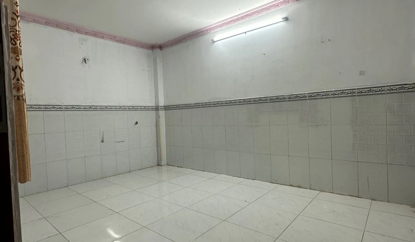 Nhà riêng 2 tầng Khu dân cư hiện hữu giá tốt, đón đầu cơ hội vàng... Bán nhà riêng tại Chánh Hưng, Hồ Chí Minh 01