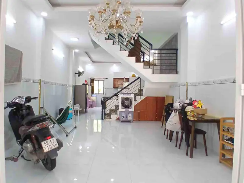BÁ.N NHÀ ĐẸP SÁT KINH DƯƠNG VƯƠN.G - KHU TÊN LỬ.A - Ở NGAY - BTCT ( 4.5X14M )... Bán nhà riêng tại An Lạc, Hồ Chí Minh 01