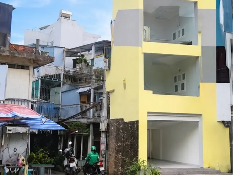 Nhà lô góc 5 tầng giữa trung tâm Quận 1, view sông cực chất... Bán nhà mặt phố tại Tân Định, Hồ Chí Minh 01