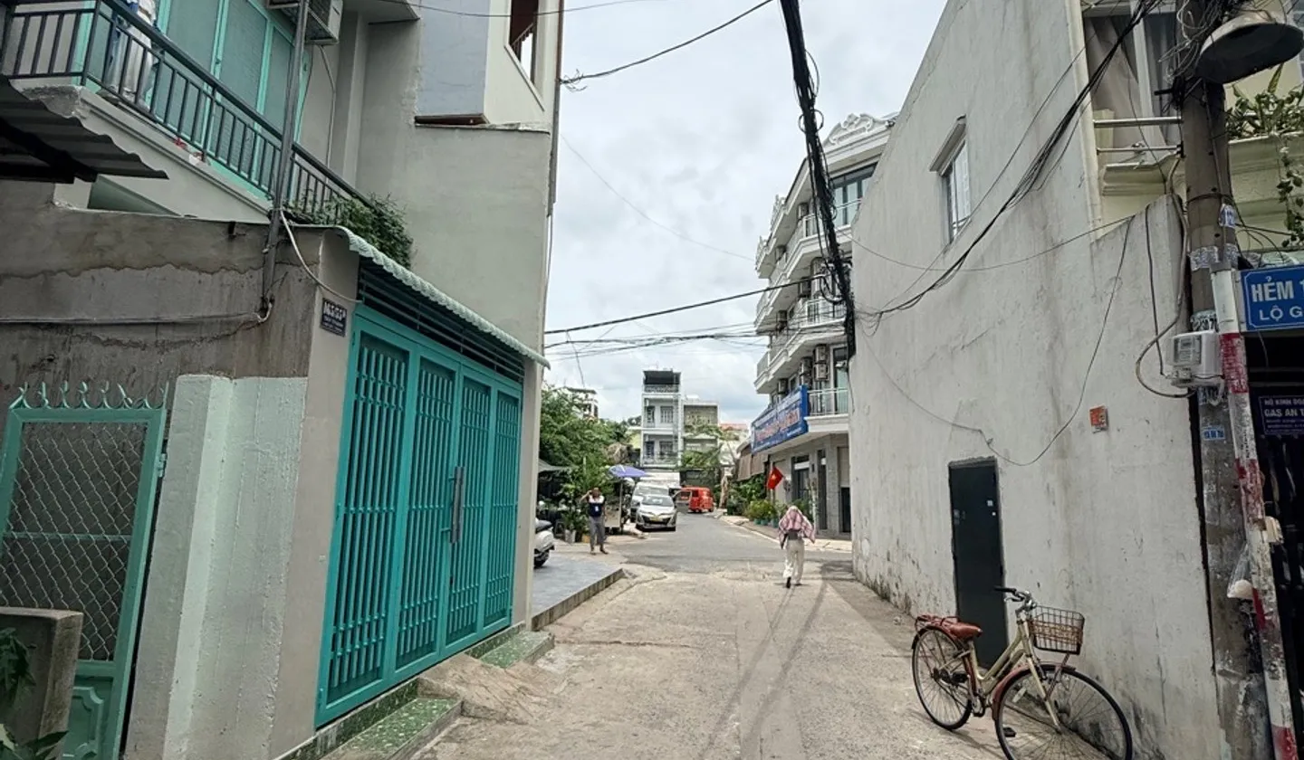 Nhà 2 Tầng Tây Thạnh - Hẻm Xe Hơi, Tiện Ích Đầy Đủ... Bán nhà riêng tại Tây Thạnh, Hồ Chí Minh 01