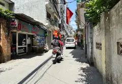 BÁN ĐẤT TẶNG NHÀ VƯƠNG THỪA VŨ - MẶT TIỀN RỘNG - NGÕ THÔNG KINH DOANH - Ô TÔ TRÁNH - GARA OTO .... Bán nhà riêng tại Khương Đình, Hà Nội 01