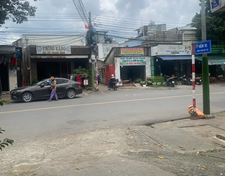 Bán dãy nhà trọ 6 phòng tại phường Dĩ An giá 4,6 tỷ... Bán nhà riêng tại Dĩ An, Hồ Chí Minh 01