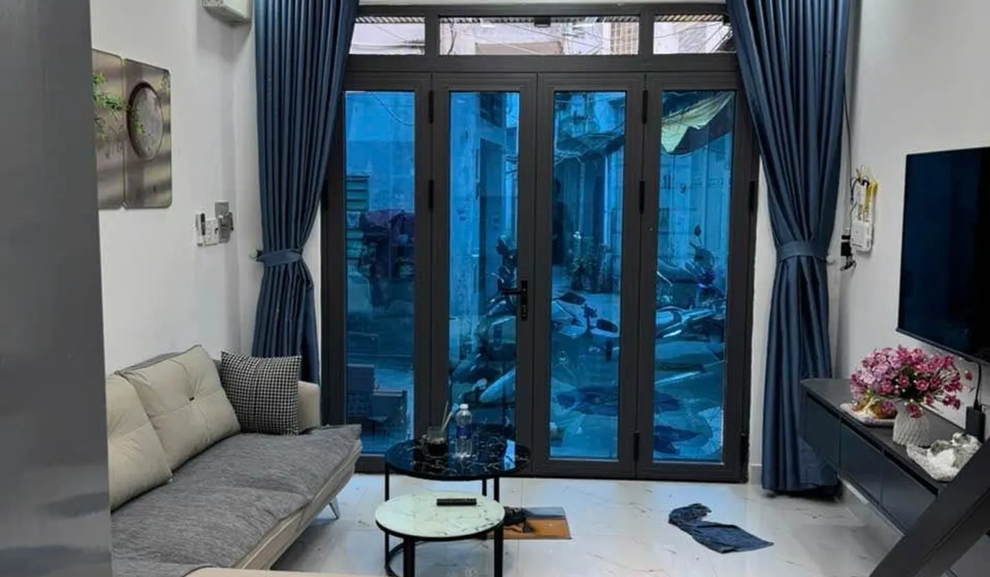 Nhà 2 Tầng Xinh Xắn Tại Tân Định - Sống An Ninh & Tiện Lợi... Bán nhà riêng tại Tân Định, Hồ Chí Minh 01