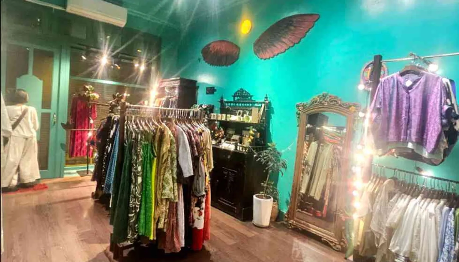 NGAY SÁT NHÀ THỜ LỚN - MẶT PHỐ CỔ KINH DOANH MỌI MẶT HÀNG - VÀI BƯỚC RA CHECKIN NHÀ THỜ - HỒ GƯƠM... Bán nhà mặt phố tại Hoàn Kiếm, Hà Nội 01