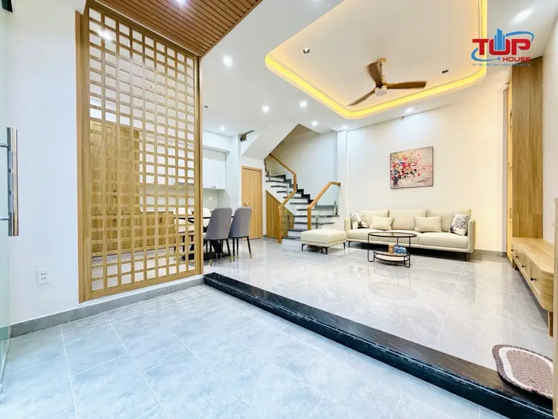 Ngõ 82 Vũ Chí Thắng, Siêu phẩm xây mới độc lập, lô góc 2 mặt thoáng có sân để xe , sau nhà mặt ngõ... Bán nhà riêng tại Lê Chân, Hải Phòng 01